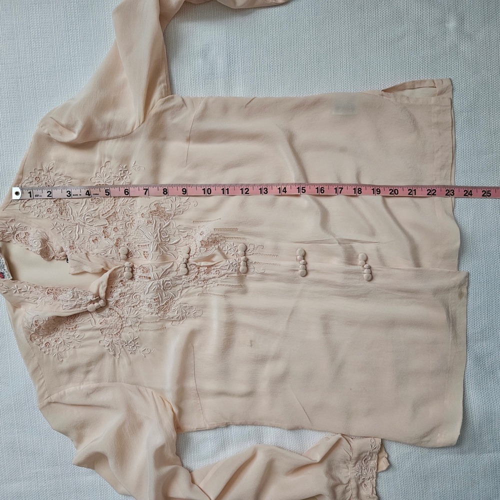 80s Peony Silk Blouse Women Hand Embroidered Floral Lace Timeless Asian Size 36 - Picture 8 of 8